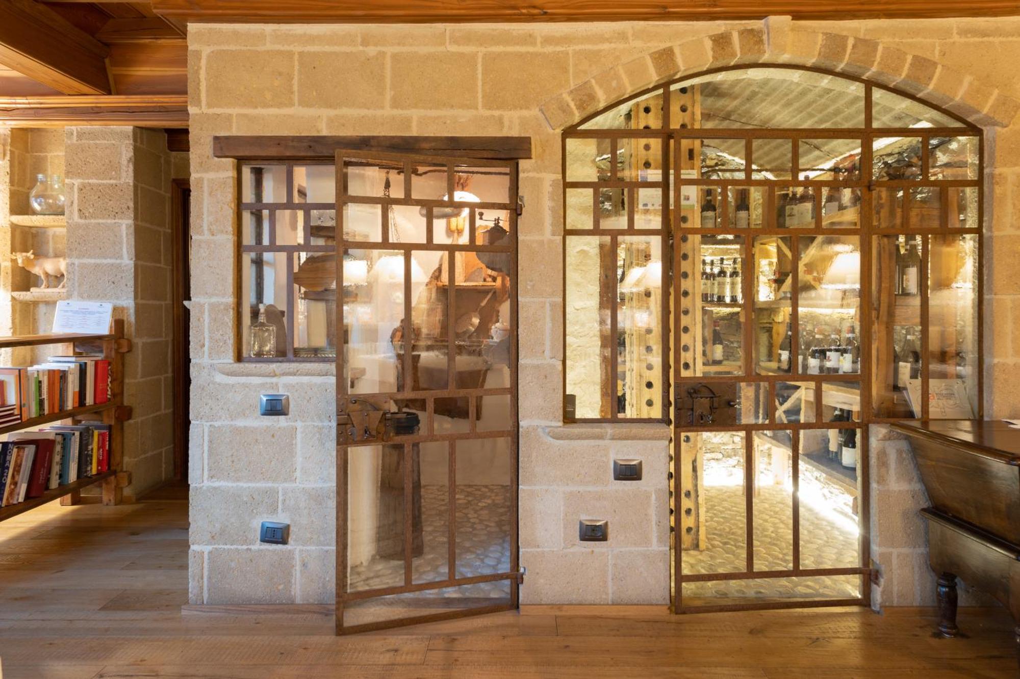 Hotel Ristorante Da Politano Boves エクステリア 写真